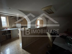 Vila cu 6 camere, 420mp,  teren 720mp, parcari, Zona Shopping City - imagine 14
