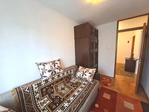 Apartament 3 camere decomandate zona Scoala de Inot - imagine 5