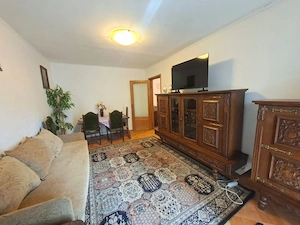 Apartament 3 camere decomandate zona Scoala de Inot - imagine 4