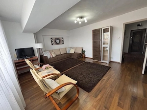 Apartament 3 camere decomandat zona Grivitei Brasov