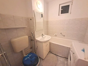 Apartament 3 camere decomandate zona Scoala de Inot - imagine 13
