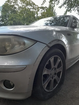 BMW seria 1 usor avariat - imagine 6