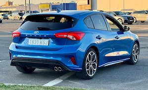Ford Focus ST Line - imagine 3