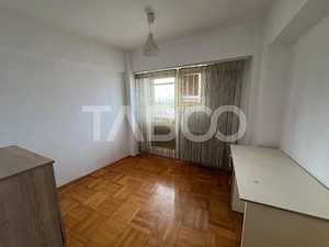 Apartament de inchiriat cu 5 camere 2 bai bloc cu lift Turnisor Sibiu - imagine 16