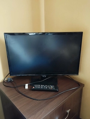 Vand tv samsung cu diagonala de 60 cm