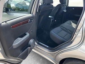 Mercedes A180 Elegance 2008 Automat  2.0 Diesel  Întreținut 6 anvelope - imagine 7