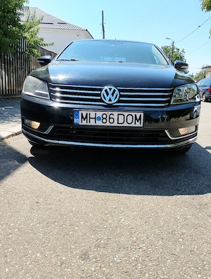 Volskwagen Passat  - imagine 3