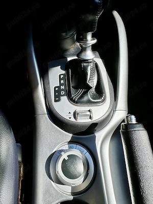 Citroen C-Crosser 2.2 HDi Exclusive 4x4   2010 | Unic proprietar și unic șofer | 7 locuri - imagine 9