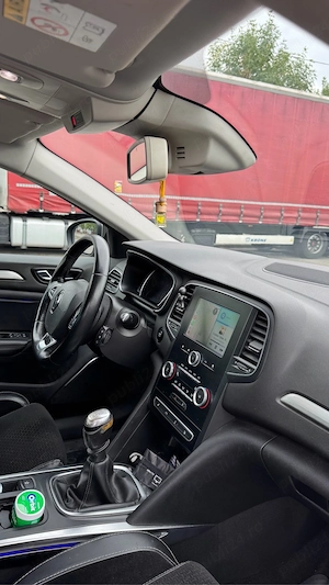 Renault Megane IV Sedan Intense  - imagine 4