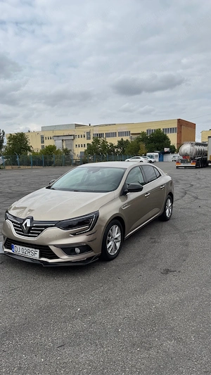 Renault Megane IV Sedan Intense 