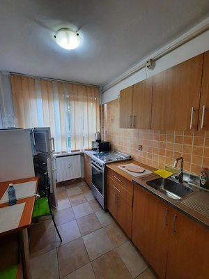 Apartament 2 camere decomandat, balcon 9 mp, 5 min metrou Titan - imagine 6