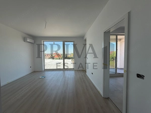 Apartament 2 camere + curte proprie, parcare inclusa - imagine 9