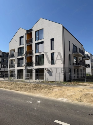 Apartament 2 camere + curte proprie, parcare inclusa - imagine 16