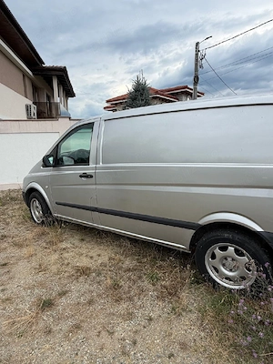 Vand Mercedes Benz Vito CDI 111 autoutilitară  fab 2010 - imagine 4