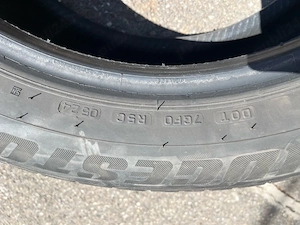 Vand 235/55R19