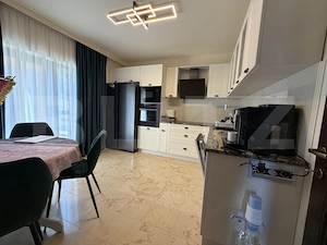 Casă cu 3 camere în suprafață de 168 mp  - imagine 2