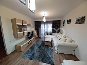 Apartament spatios cu 3 camere si 2 bai plus balcon in zona Central - imagine 4