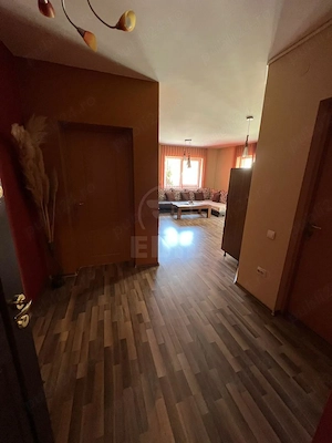 Apartament cu 2 camere de închiriat în Florești   zona Eroilor - imagine 3
