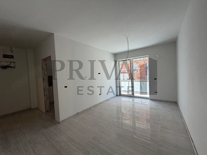 Apartament 1 camera, parcare inclusa, etaj 1 - imagine 4