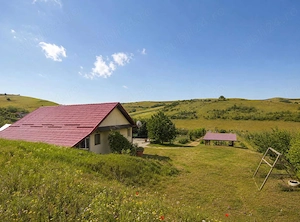 De vânzare | Refugiu privat lângă Cluj | Casă de vacanță cu teren de 4.453 mp | Cojocna - imagine 4