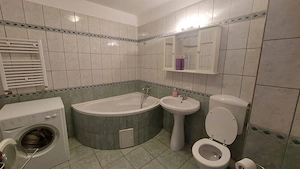 Apartament 3 camere decomandat zona Rahovei - imagine 9