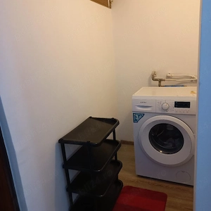 Roman- Inchiriez apartament 2 camere decomandat, et 1, 61 mp, langa Scoala nr. 9 Roman - imagine 4
