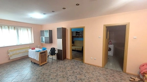 Apartament 3 camere decomandat zona Rahovei - imagine 3