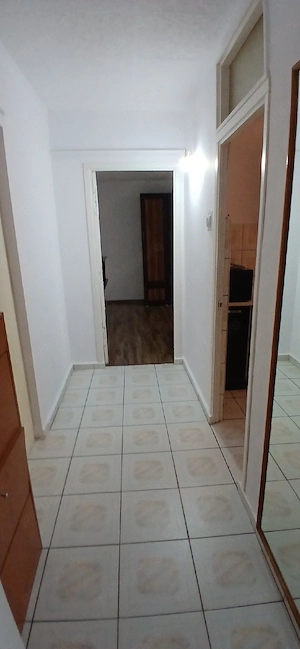 Vand apartament cu 2 camere  - imagine 5