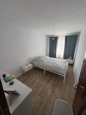 Vand apartament 3 camere, 2 bucatarii Calea Sagului - imagine 6