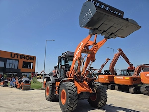 Incarcator cupa 3mc, 2019, 6.049h, Full option, gresare automata, Anvelope L5, cantar-94.900 eur+Tva - imagine 11