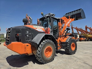 Incarcator cupa 3mc, 2019, 6.049h, Full option, gresare automata, Anvelope L5, cantar-94.900 eur+Tva - imagine 5