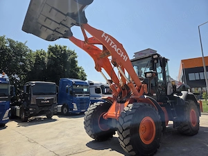 Incarcator cupa 3mc, 2019, 6.049h, Full option, gresare automata, Anvelope L5, cantar-94.900 eur+Tva - imagine 16