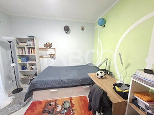 Casa individuala de vanzare - Sura Mica- 4 camere si 490 mp teren - imagine 8