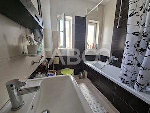 Casa individuala de vanzare - Sura Mica- 4 camere si 490 mp teren - imagine 12