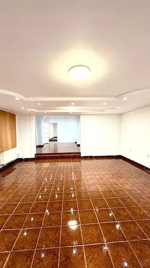 Spatiu comercial cartierul Strand - imagine 2