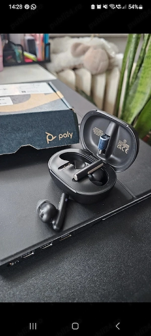Casti wireless Poly V Free 60