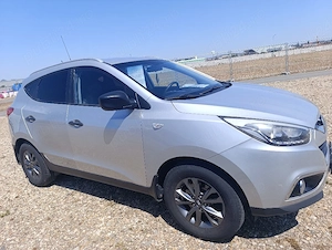 Vand schimb Hyundai Ix35 2.0 benzina163cp, 4x4 ,Octombrie 2015  - imagine 6