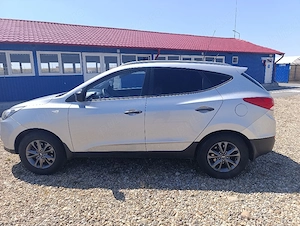 Vand schimb Hyundai Ix35 2.0 benzina163cp, 4x4 ,Octombrie 2015  - imagine 7