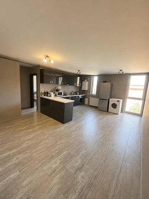 Apartament premium cu 3 camere, bloc nou, garaj inclus, gata de mutare 