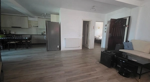 Vanzare apartament 2 camere in vila cu curte delimitata, Buftea-Flamanzeni - imagine 2