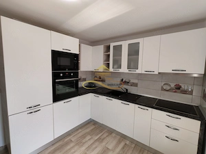Casa complet mobilata, 3 dormitoare, garaj și livada – Racaciuni - imagine 4