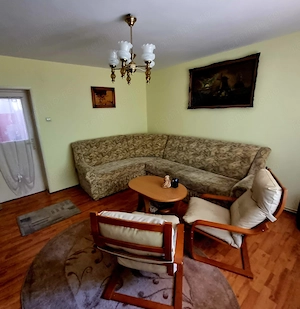 Proprietar, vand apartament 3 camere in Resita si garaj, separat - imagine 5