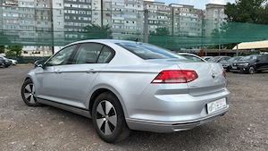 Volkswagen Passat Sedan Manual Parc Auto Garantie Rate  - imagine 4