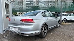 Volkswagen Passat Sedan Manual Parc Auto Garantie Rate  - imagine 3