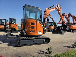 Excavator 4t HItachi ZX33U-6, 2023, 737t, ad sapare 4m, cupla rapida+3 cupe noi-38.900 eur+Tva - imagine 6