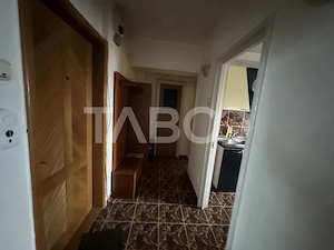 Apartament de inchiriat  2 camere decomandat etaj 3 mobilat utilat - imagine 5