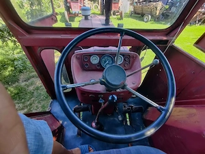 Vând tractor U650  - imagine 4