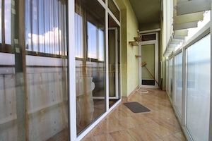 Complex Studentesc, spatios, mobilat si utilat. Centrala proprie si CTRAnaf incl - imagine 10