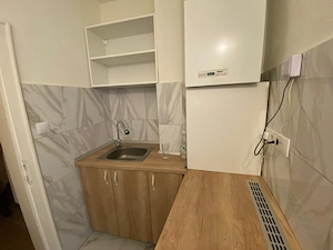 Spatiu comercial 4 camere zona Central Sibiu - imagine 8