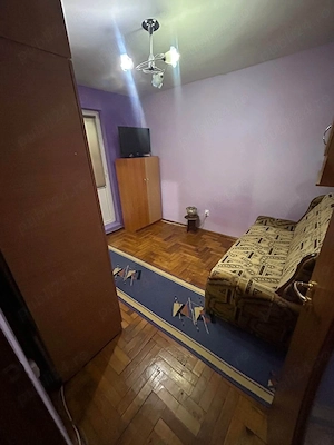 De vanzare apartament cu 2 camere, decomandat, zona Smirodava, balcon 43500euro - imagine 7